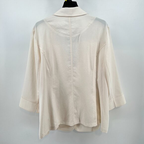 🕊️LauraPlus Size 20 Blazer – Coastal Grandma Meets Quiet Luxury - Picture 2 of 8